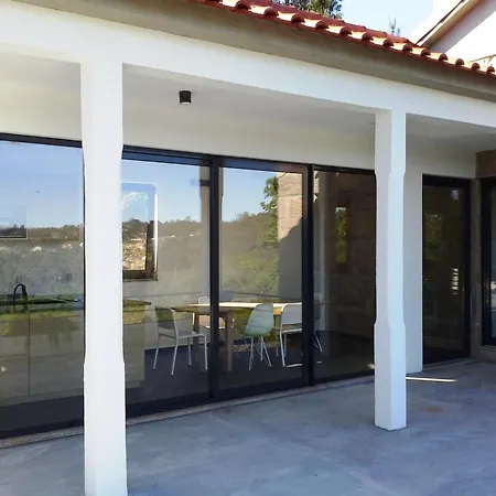 Mit Terrasse By Interhome Tondela